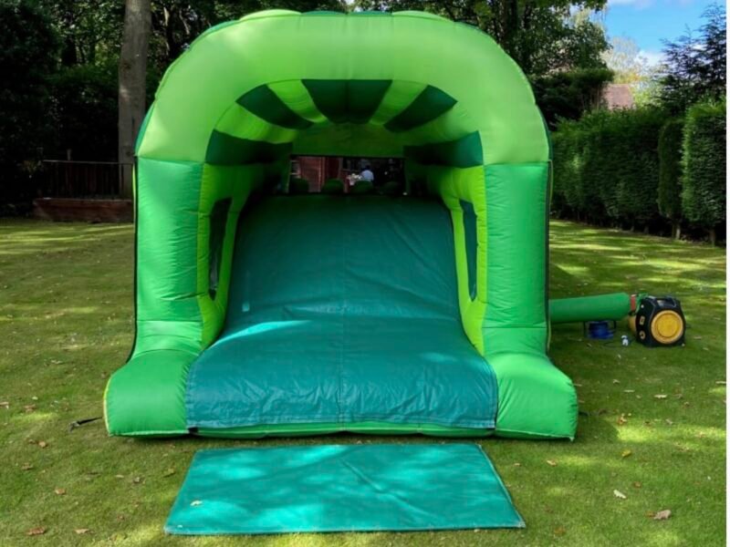 Jungle Fun Run | Bouncy Castle